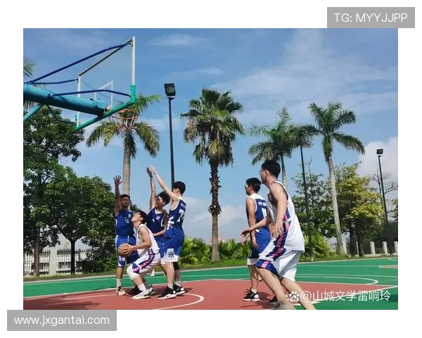 张芳篮球生涯回顾与展望：从球场到人生的精彩对话